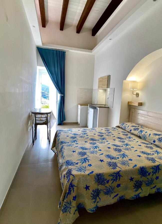 Domus L Ponza Seaview Villa Buitenkant foto