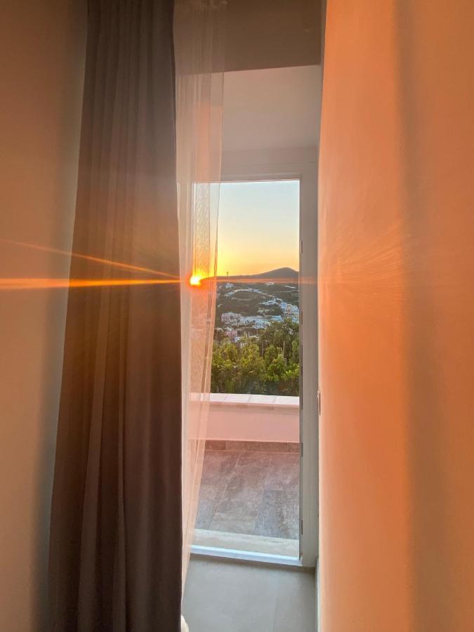 Domus L Ponza Seaview Villa Buitenkant foto