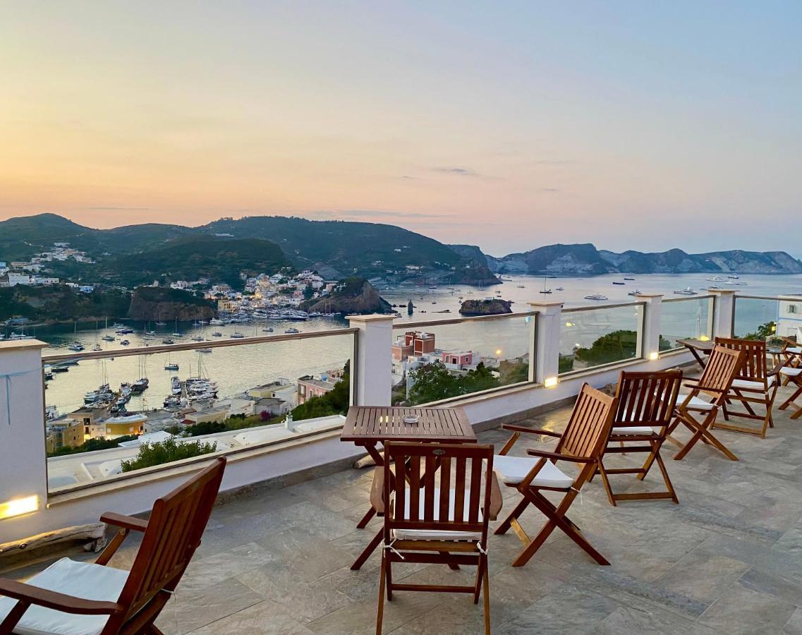 Domus L Ponza Seaview Villa Buitenkant foto